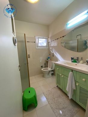 منزل ﻓﻲ Ness Ziona, Central District