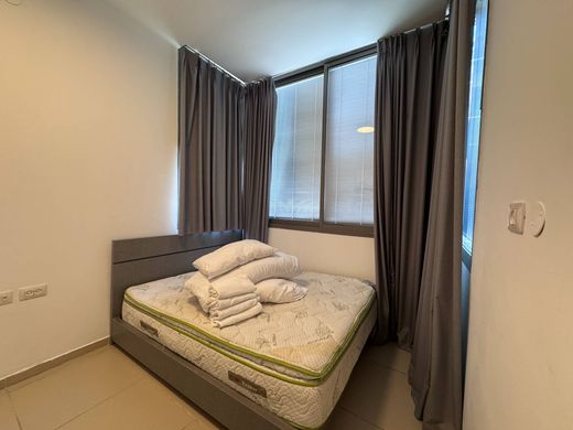 Apartment / Etagenwohnung in Tel Aviv, Tel Aviv District