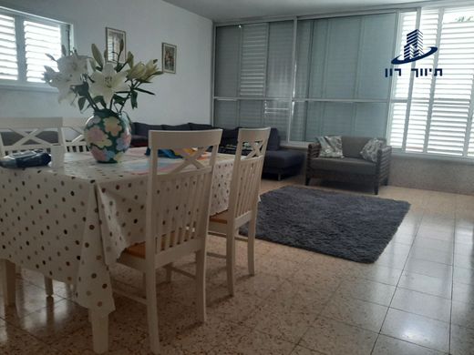 Apartment in Givatayim, Tel Aviv