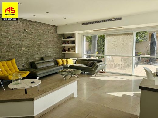 Casa de lujo en Raanana, Central District