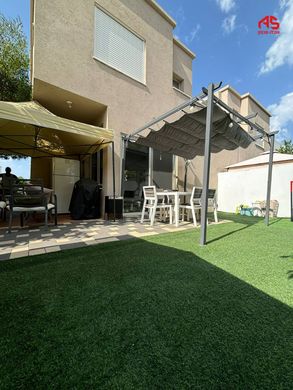 Casa di lusso a Hadera, Haifa