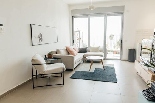 Daire Ness Ziona, Central District