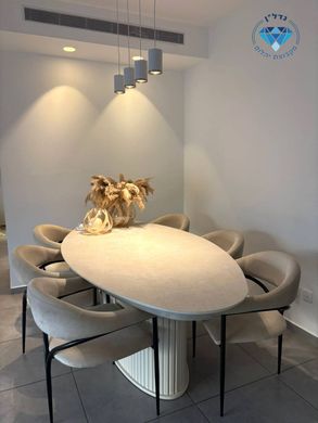 Apartament w Ness Ziona, Central District