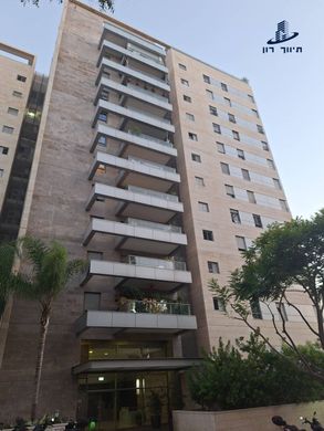 Apartment in Givatayim, Tel Aviv