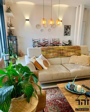 Appartement in Kfar Saba, Central District