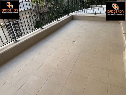 Apartment in Givatayim, Tel Aviv