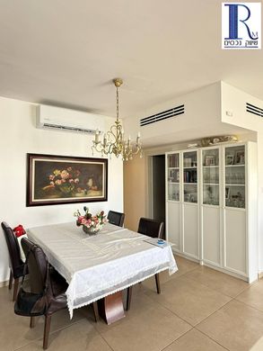 Apartament w Holon, Tel Aviv District