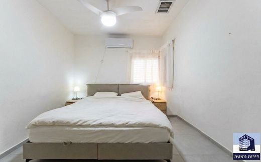 Luxury home in Petah Tikva, Central District