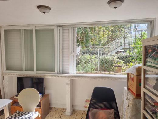 Apartment / Etagenwohnung in Tel Aviv, Tel Aviv District