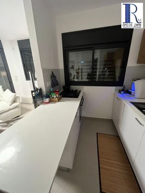 Apartment in Holon, Tel Aviv