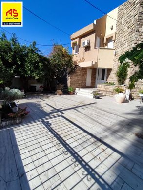 Apartment / Etagenwohnung in Ashkelon, Southern District