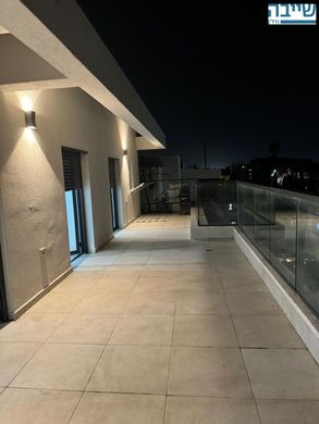 Penthouse in Rehovot, Central District