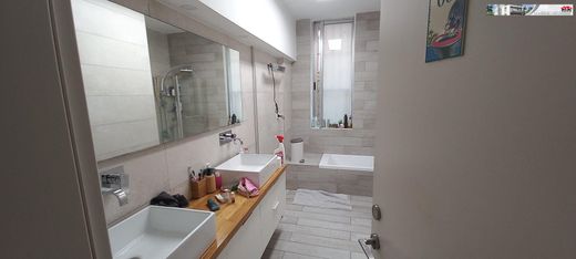 Apartamento - Givatayim, Tel Aviv District