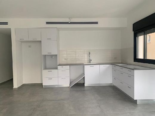 Apartment in Rehovot, Central District