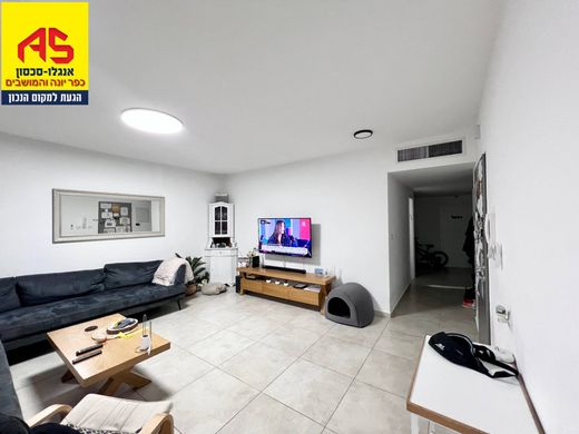 ‏דירת פנטהאוז ב  Pardesiyya, Meẖoz HaMerkaz