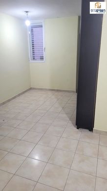 Apartamento - Kfar Saba, Central District