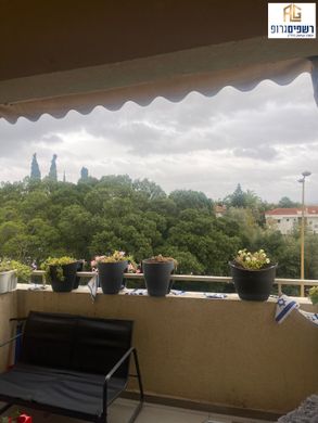 Kfar Saba, Central Districtのアパートメント