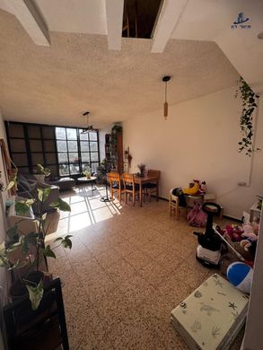 Apartment in Ramat Gan, Tel Aviv