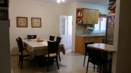 Kfar Saba, Central Districtのアパートメント