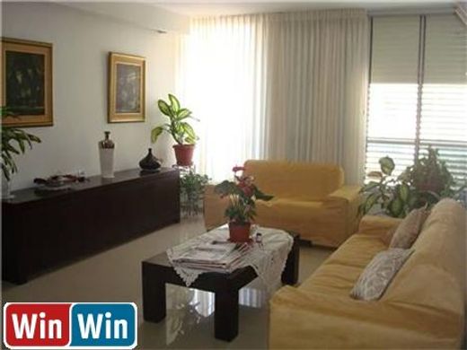 Apartament w Kfar Saba, Central District