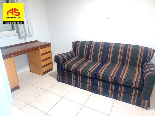 ‏דירה ב  רעננה, Meẖoz HaMerkaz