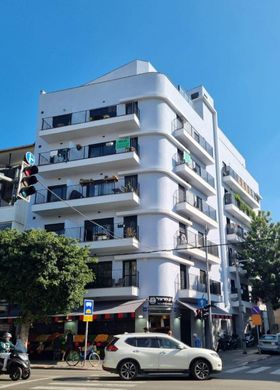 Apartment / Etagenwohnung in Tel Aviv, Tel Aviv District