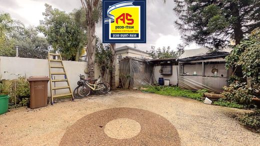 豪宅  Kefar Yona, Central District