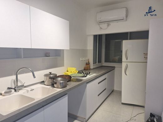 Apartament w Givatayim, Tel Aviv District