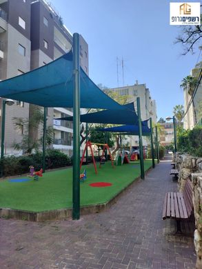 Квартира, Кефар-Сава, Central District