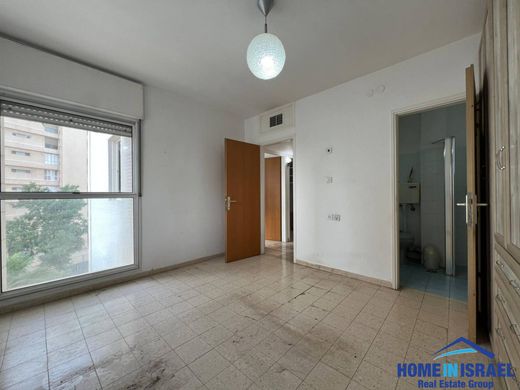 Appartement à Netanya, Central District