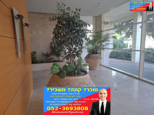 Apartment / Etagenwohnung in Tel Aviv, Tel Aviv District