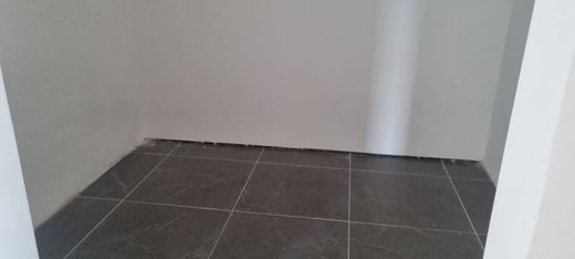 Piso / Apartamento en Ramat HaSharon, Tel Aviv District