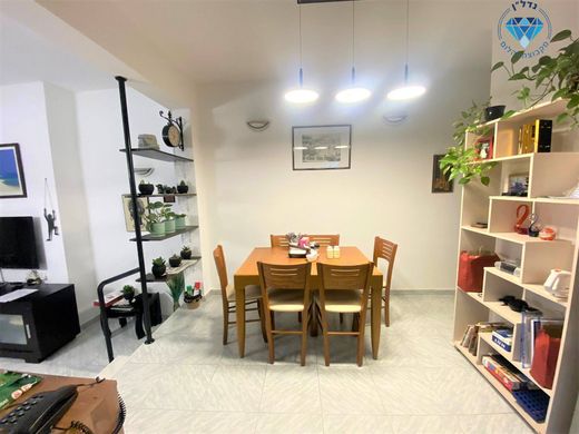 Luksusowy dom w Ness Ziona, Central District