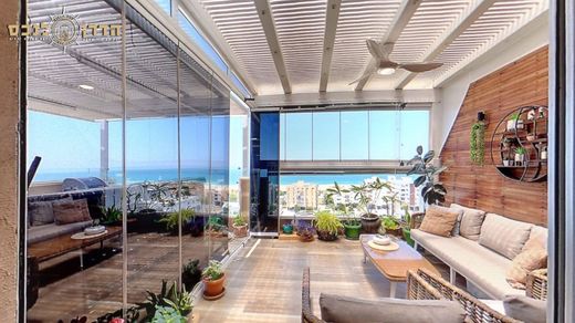 Penthouse Ashdod, Southern District
