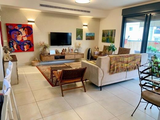 ﺷﻘﺔ ﻓﻲ Kfar Saba, Central District