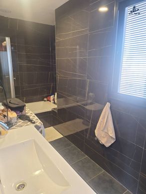 Apartment in Givatayim, Tel Aviv