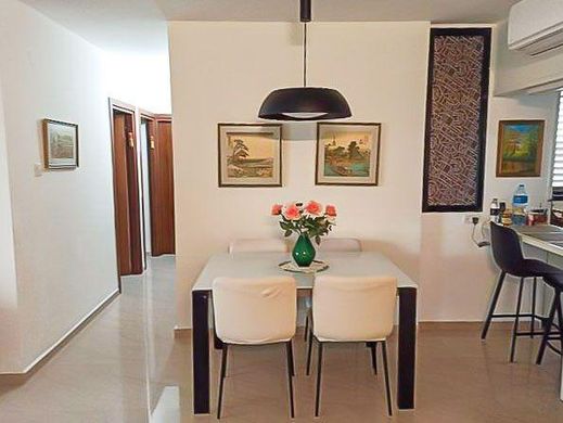 Apartamento - Ness Ziona, Central District