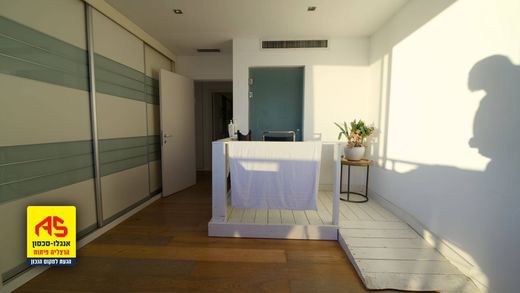 Apartment in Herzliya, Tel Aviv