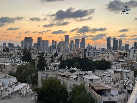 Penthouse Givatayim, Tel Aviv District