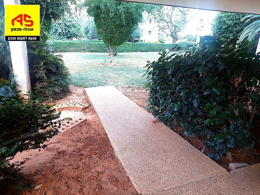 Apartment in Raanana, Central District