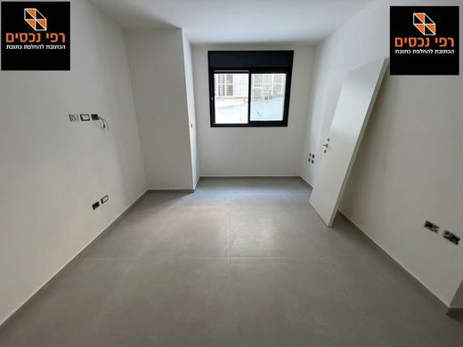 Apartament w Givatayim, Tel Aviv District