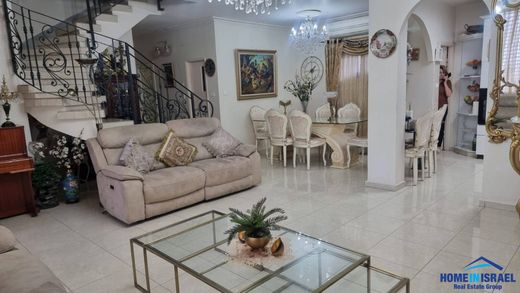 Penthouse in Netanya, Central District