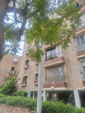 Piso / Apartamento en Givatayim, Tel Aviv District