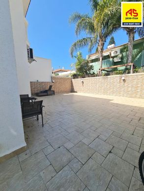 Luxury home in Ashkelon, Southern District