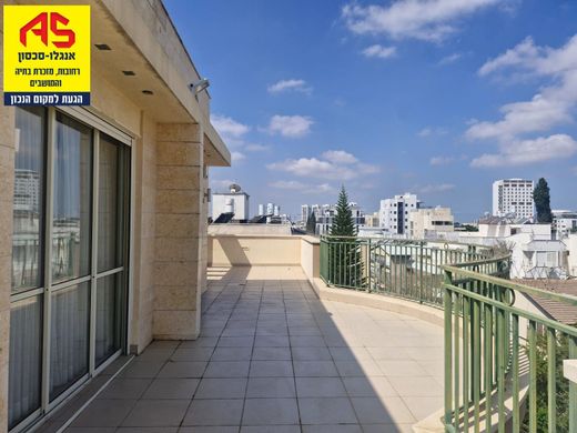 Penthouse in Rehovot, Central District