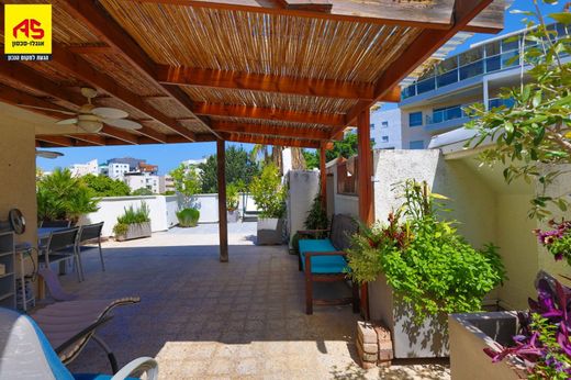 Townhouse in Raanana, Central District