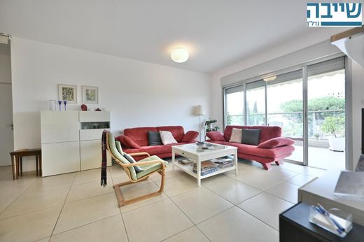 ‏דירה ב  רחובות, Meẖoz HaMerkaz