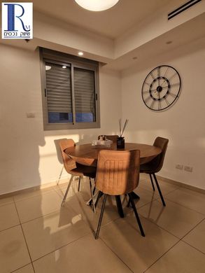 Piso / Apartamento en Jolón, Tel Aviv District