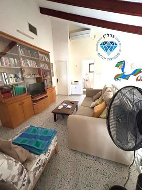 Luksusowy dom w Ness Ziona, Central District