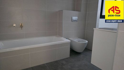 Apartment in Netanya, Central District